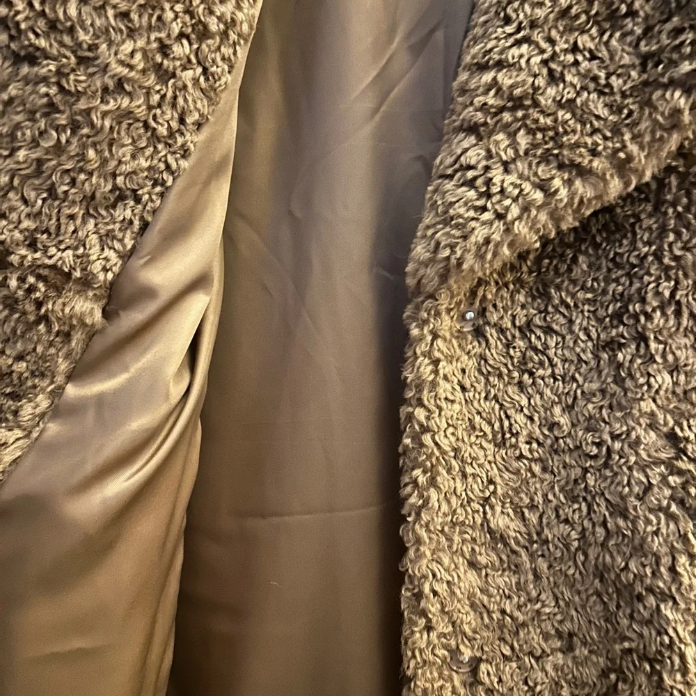 Women's Brown Faux Fur Coat - Picture 4 of 5